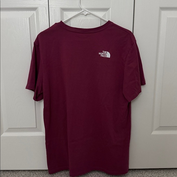 The North Face Cyber Berry Short Sleeve Tee. - Picture 3 of 4